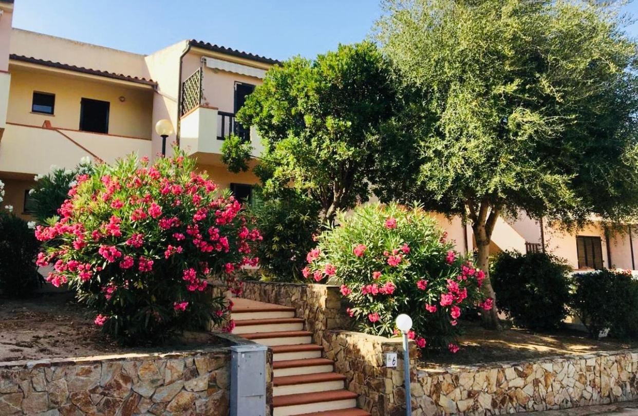 Le Residenze Itaca Apartment Porto Pozzo Exterior photo