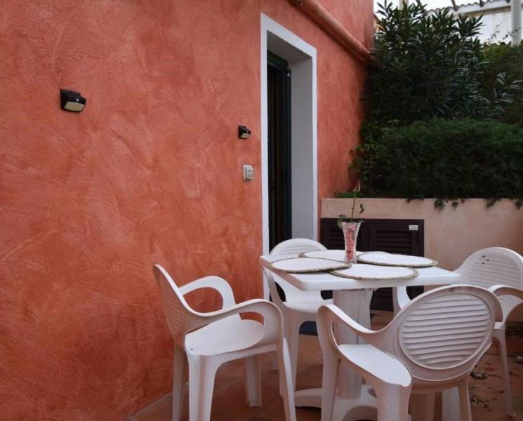 Le Residenze Itaca Apartment Porto Pozzo Exterior photo
